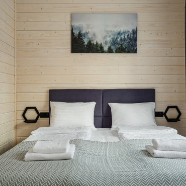 Коттедж "Лесной домик для компании №3"