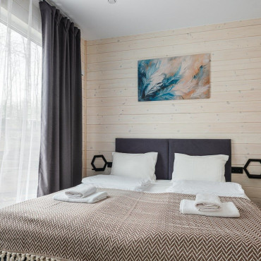 Коттедж "Лесной домик для компании №3"