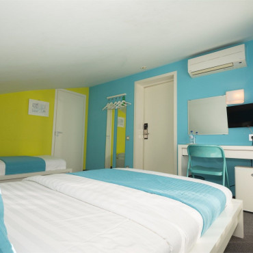 Номер "Мансардный трехместный эконом"