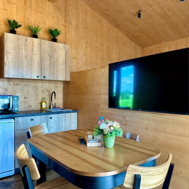 Студия "Дом-Студия на поляне"