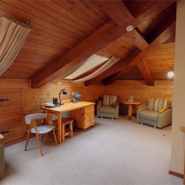 Номер "Люкс мансардный"