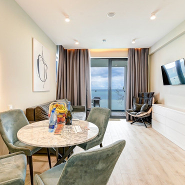 Номер "Люкс с прямым видом на море 318"