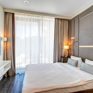 Номер "Студия с видом на море и парк 212"