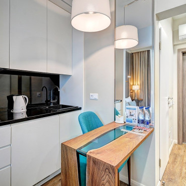 Номер "Студия с видом на море и парк 220"