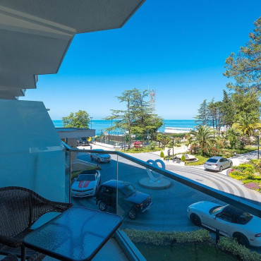 Номер "Студия с видом на море и парк 222"