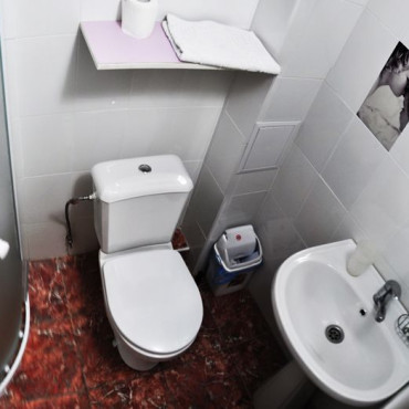 Номер "Трехместный стандартный номер с балконом"