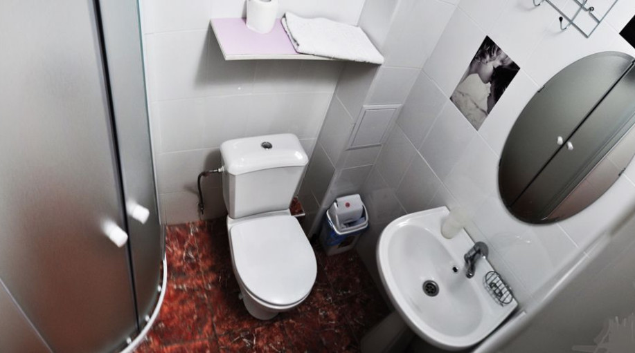 Номер "Трехместный стандартный номер с балконом"