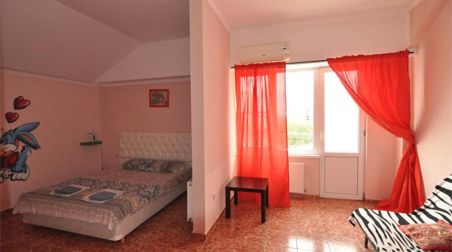 Номер "Полулюкс с балконом"