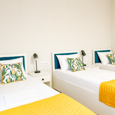 Номер "Стандарт 3-хместный с дополнительным местом: раскладное кресло Анапа, ул. Шевченко 132А"