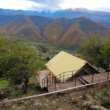 Номер "Шатёр №6 Standart (c завтраком) и общей ванной комнатой"