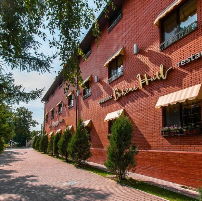 Bon Voyage, 2 Корпус