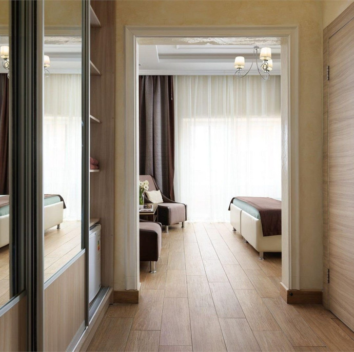 Bon Voyage, 2 Корпус