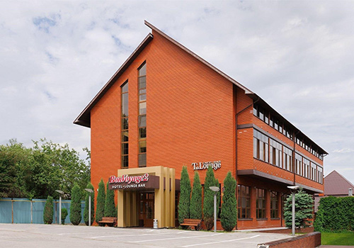 Bon Voyage, 2 Корпус