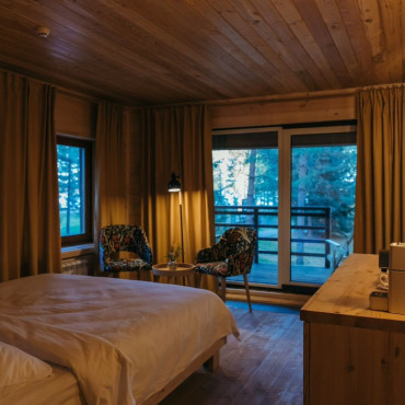 Номер "Номер Нарцисс в Доме цветов"