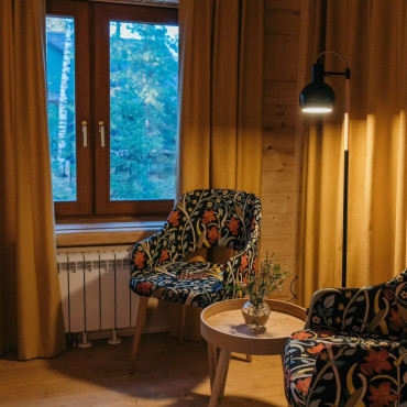 Номер "Номер Нарцисс в Доме цветов"