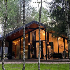 Домик в соснах