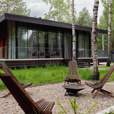 Дом "Glass Box 85"