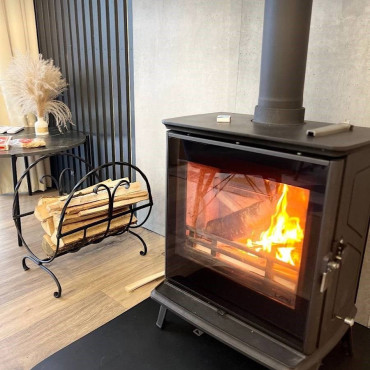 Дом "Glass Box 85"