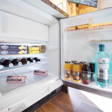 Дом "ДОМ РОМАНТИКА С КУПЕЛЬЮ НА ДРОВАХ"