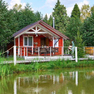 Дом "ДОМ У ОЗЕРА"