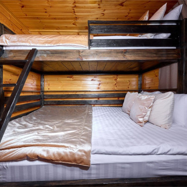 Дом "ДОМ У ОЗЕРА"