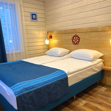 Коттедж "Двухэтажный дом с 4-мя спальнями и бочкой Фурако"