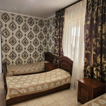 Номер "Комфортный 4 х местный номер"