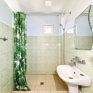 Номер "Комфортный 4 х местный номер"