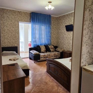 Номер "Комфортный 5 местный номер"