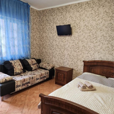 Номер "Комфортный 5 местный номер"