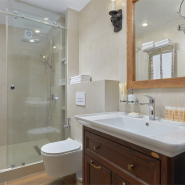 Коттедж "Коттедж "Боярский" 4 комнатный 8 местный"