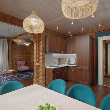 Коттедж "Коттедж "Купеческий" 4 спальни 8 мест"