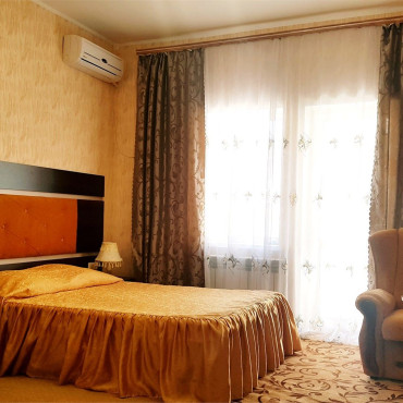 Номер "Пятиместный стандартный номер"