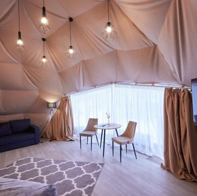 Геокупол в загородном клубе Утрау