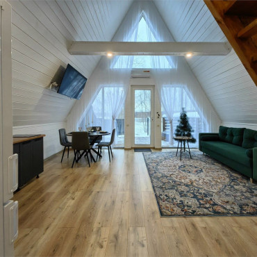 Коттедж "ул. Цветочная дом 9 «Премиум» с камином"