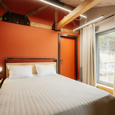 Номер "Стандартный двухместный с большой кроватью"