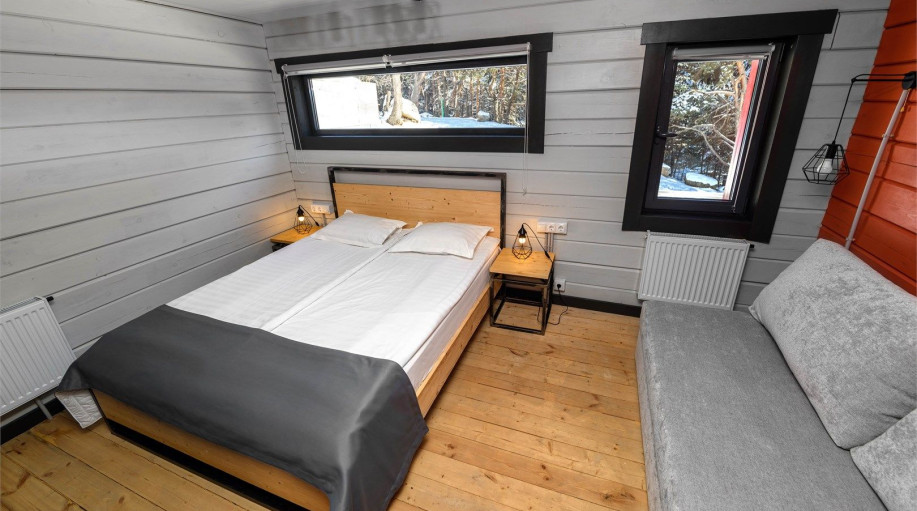 Номер "Улучшенный трехместный номер в корпусе Нарт"