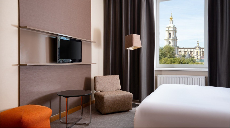 Номер "Стандартный номер с двуспальной кроватью и видом"