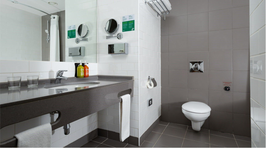 Номер "Стандартный номер с двуспальной кроватью и видом"