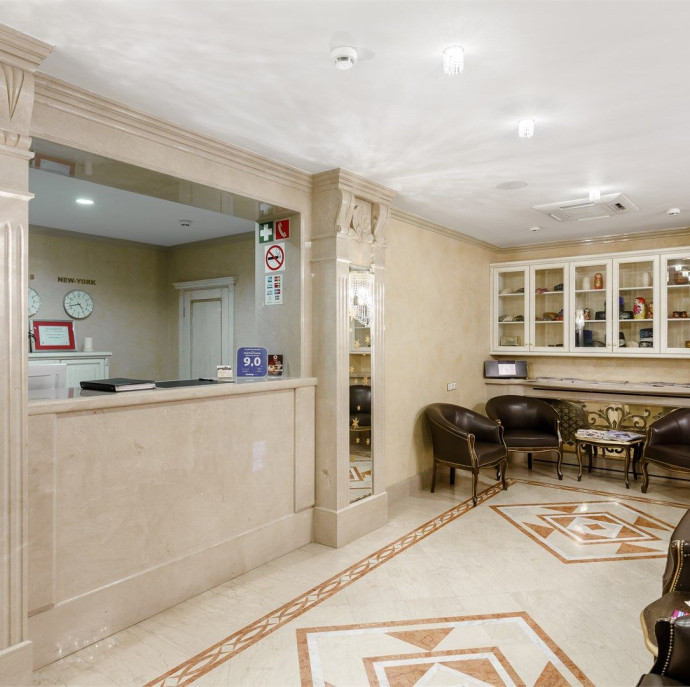 Гостинично-ресторанный комплекс "Клуб Отель Корона"