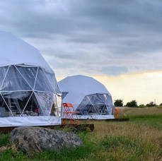 Купольный дом в глэмпинг парке КосмоСфера