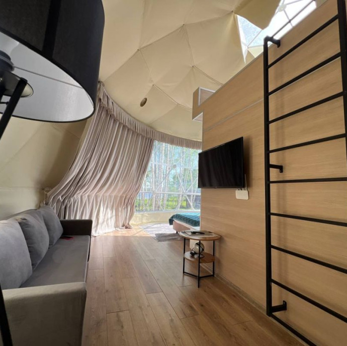 Дом Купол в глэмпинге На краю света