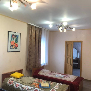 Номер "Четырехместный двухкомнатный номер"