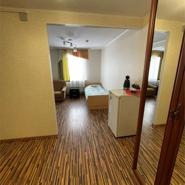 Номер "Двухместный С двумя Отдельными Кроватями доп Местом"