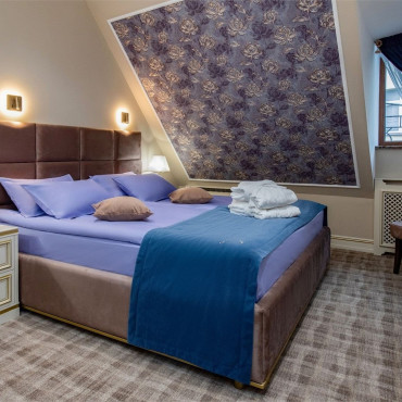 Номер "Супериор с одной двухспальной кроватью"