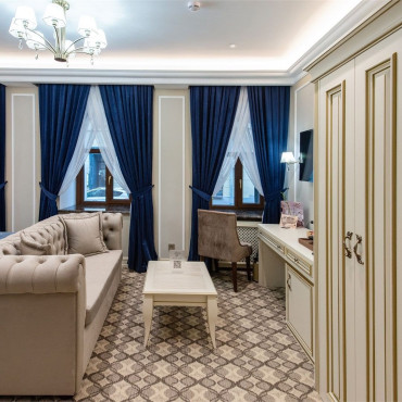 Номер "Супериор с одной двухспальной кроватью"