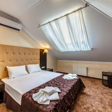 Номер "Стандарт на мансарде"