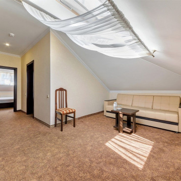 Номер "Люкс на мансарде"