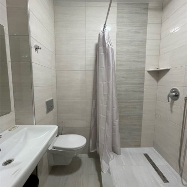 Номер "Стандарт двухместный с бесплатным завтраком и парковкой(мансардный этаж)"