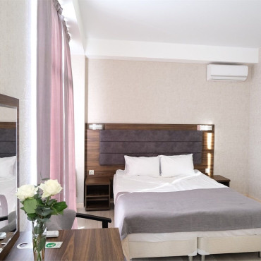 Номер "Стандарт-комфорт с бесплатным завтраком и парковкой"